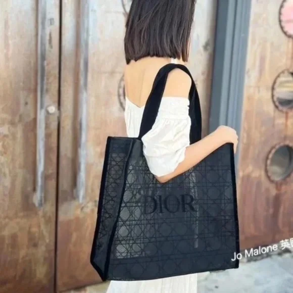 💋Christian Dior Beauty Parfums Makeup Black Velvet Mesh Large Tote Bag. - Picture 2 of 6